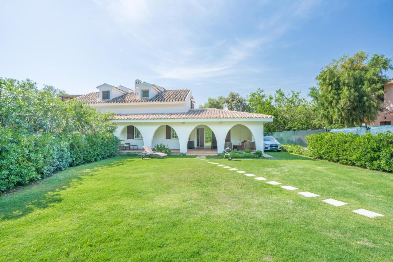 Villa Acquario Elegance - 200 Mt Dalla Spiaggia Torre delle Stelle Exteriör bild